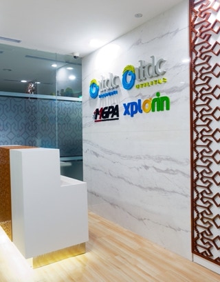 office fitting out custom furniture workstation rockworth and office seating at ITDC Office